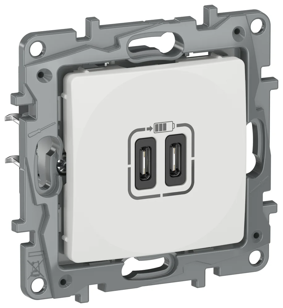 IEKETIKA Розетка USB С+C 45Вт 6710451 молочный IEK